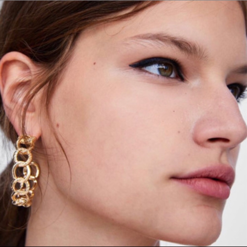 Gold Chain Link Hoop Earrings